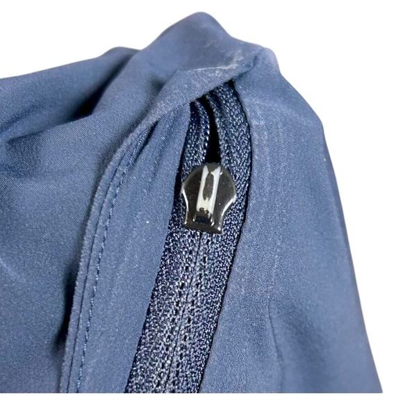 Lululemon Licensed to Train Mens Workout Shorts Size XS Activewear 28" - Picture 3 of 7